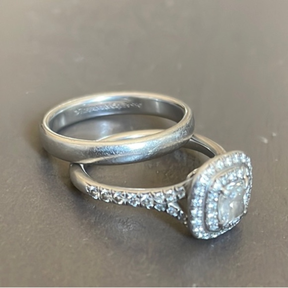 Tiffany Ring Set - Picture 4 of 6